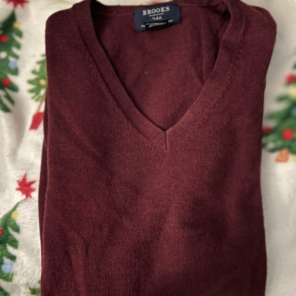 Men's Brooks Maroon Sweater